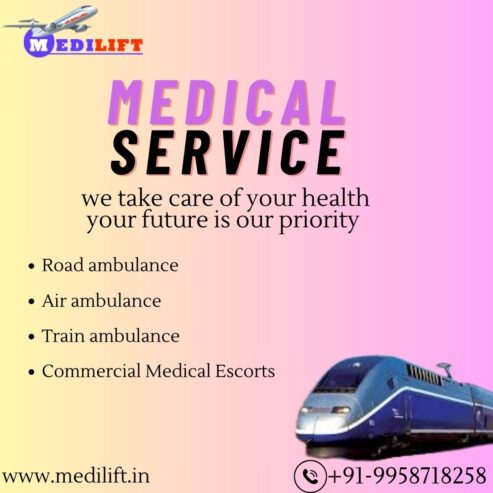 The skilled medical staff at Medilift train ambulance service in Mumbai