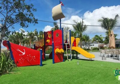 playground-equipment