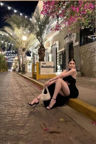 Call Girls in Chattarpur Call Us – 08448803038 Delhi Escorts