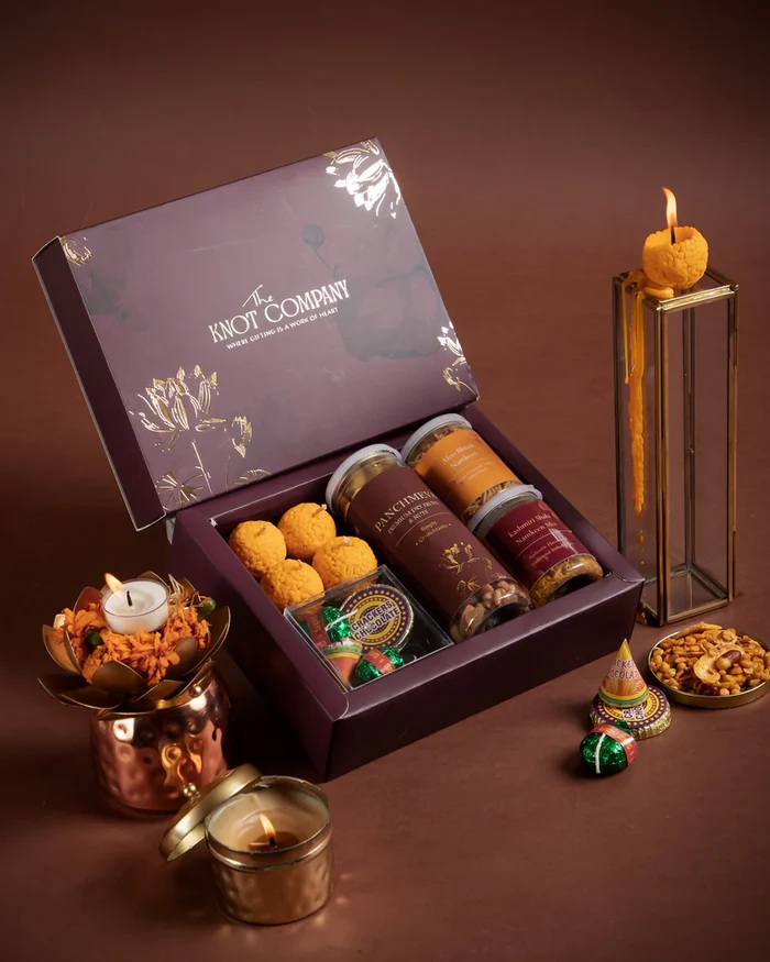 Buy Diwali Corporate Gifts Under 1000 for Employees & Clients