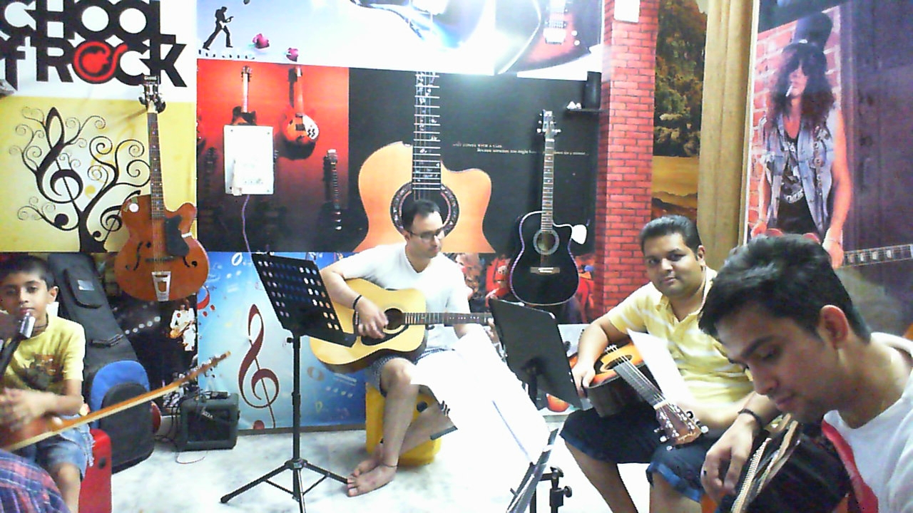 Jazzelinn Guitar School- Guitar Classes, Academy, Online Lessons