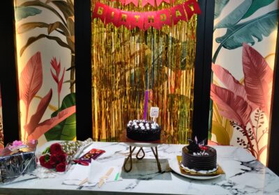 Birthday-Decoration-with-birthday-base