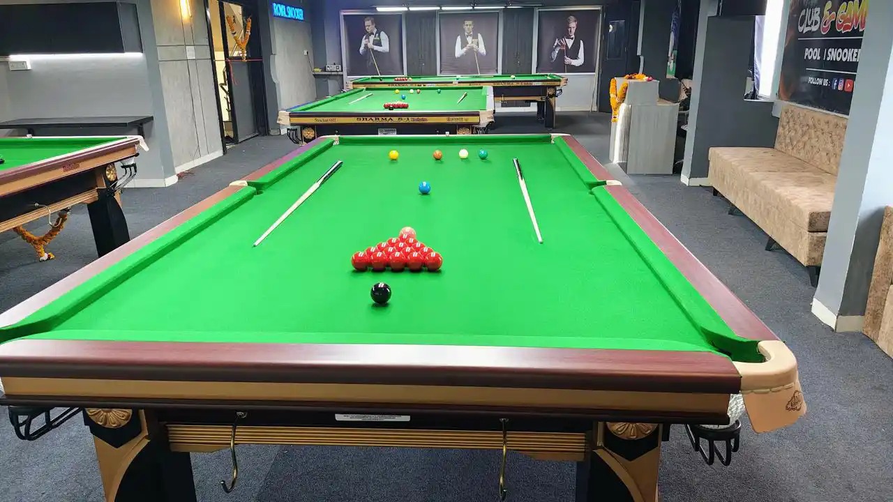 The Royal Snooker Club and Game Zone