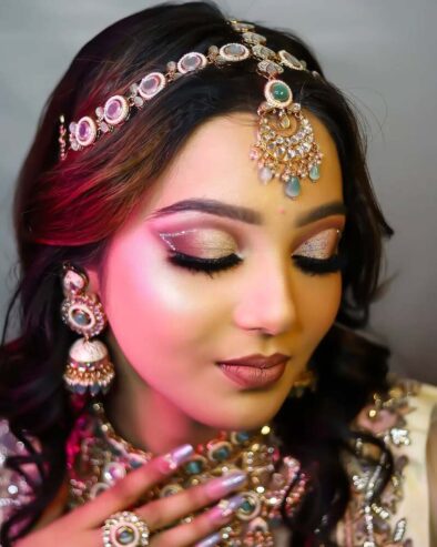 Lakmé Academy – Best makeup Institute In Delhi