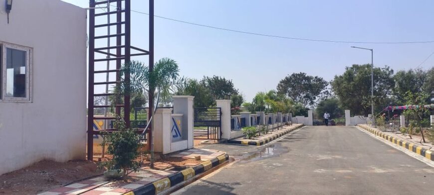 Akshita Golden Breeze – Premium Plots for sale in Maheshwaram – Srisailam Highway – Hyderabad – 9000237743