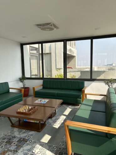 🏡 Ready-to-Move 3BHK Flats in Motera, Ahmedabad – Luxury with Lifetime Free Maintenance