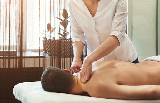 Iconic Thai Spa Ghatkopar 9136544910