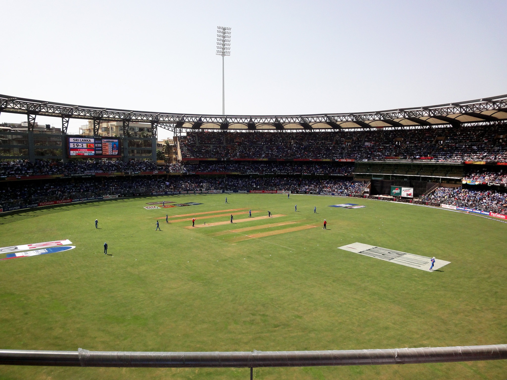 Wankhede Stadium Hosts 14 Matches! Predict Mumbai Madness with Cricbet99