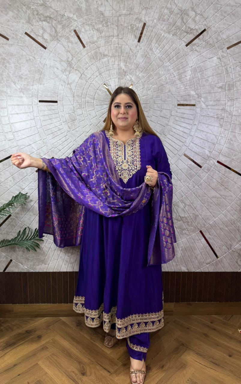 Buy Plus Size Clothes for Women | Stylish & Comfortable Outfits